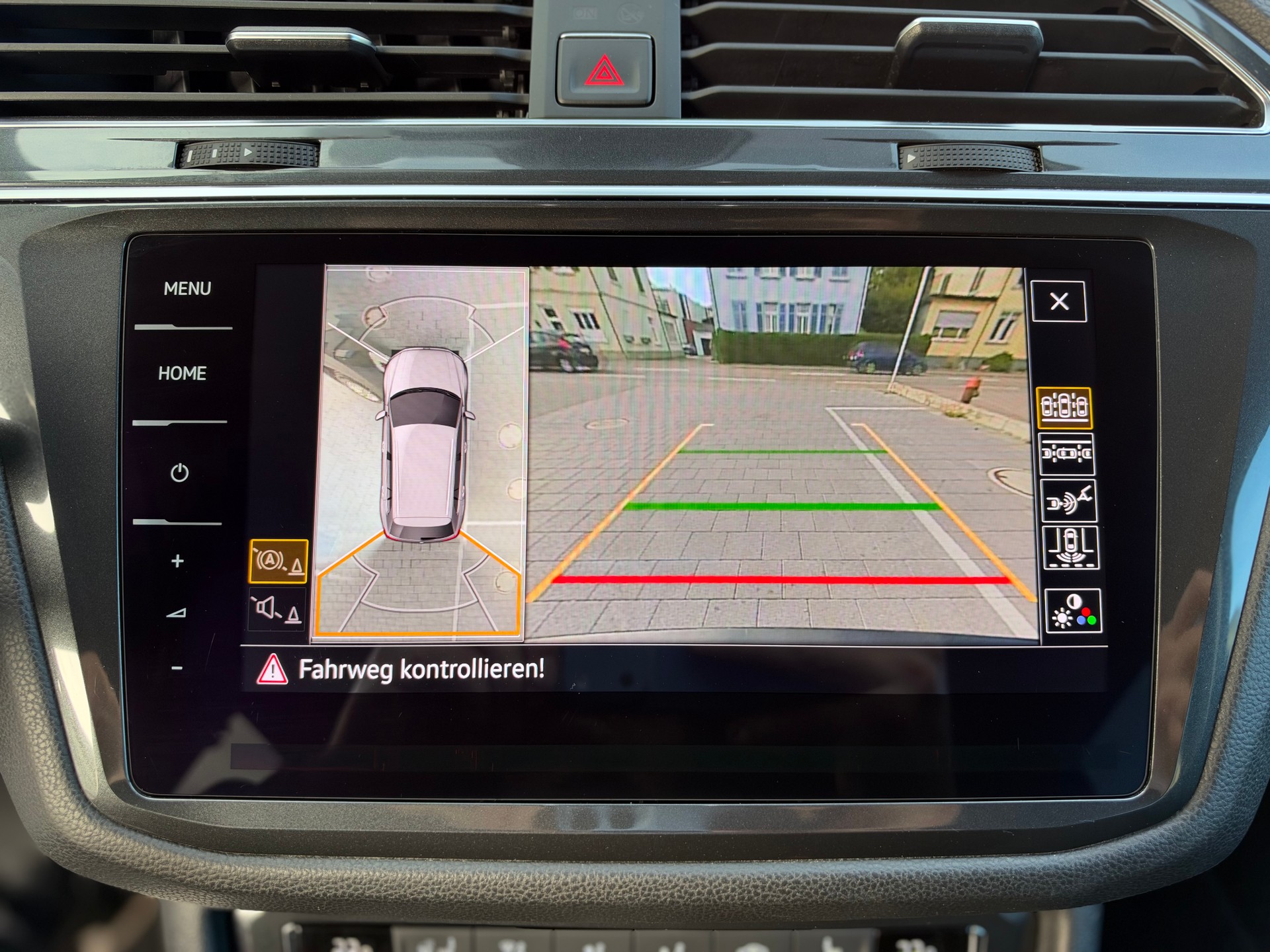 VW Tiguan Allspace 2.0 TDI SCR Highline 4Motion DSG-image-15