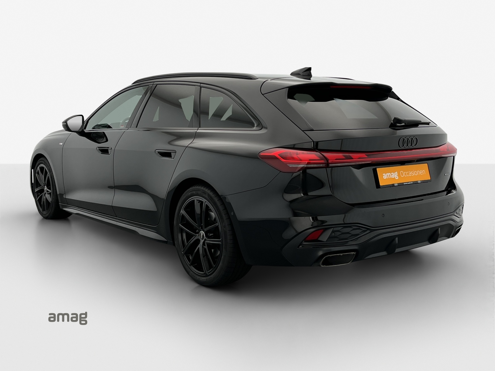 AUDI A5 Avant TFSI quattro 150 kW S tronic-image-2