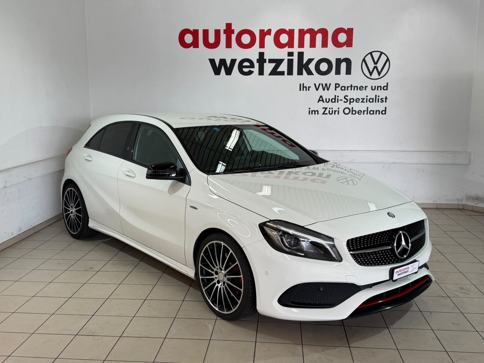 MERCEDES-BENZ A 250 Sport AMG-Line 7G-DCT-image-0