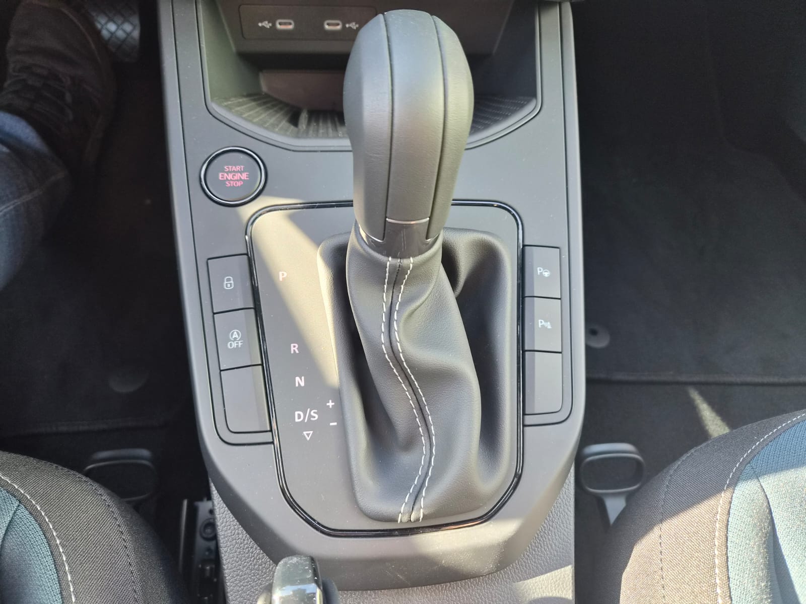 SEAT Arona 1.0 TSI Eco Style DSG-image-24