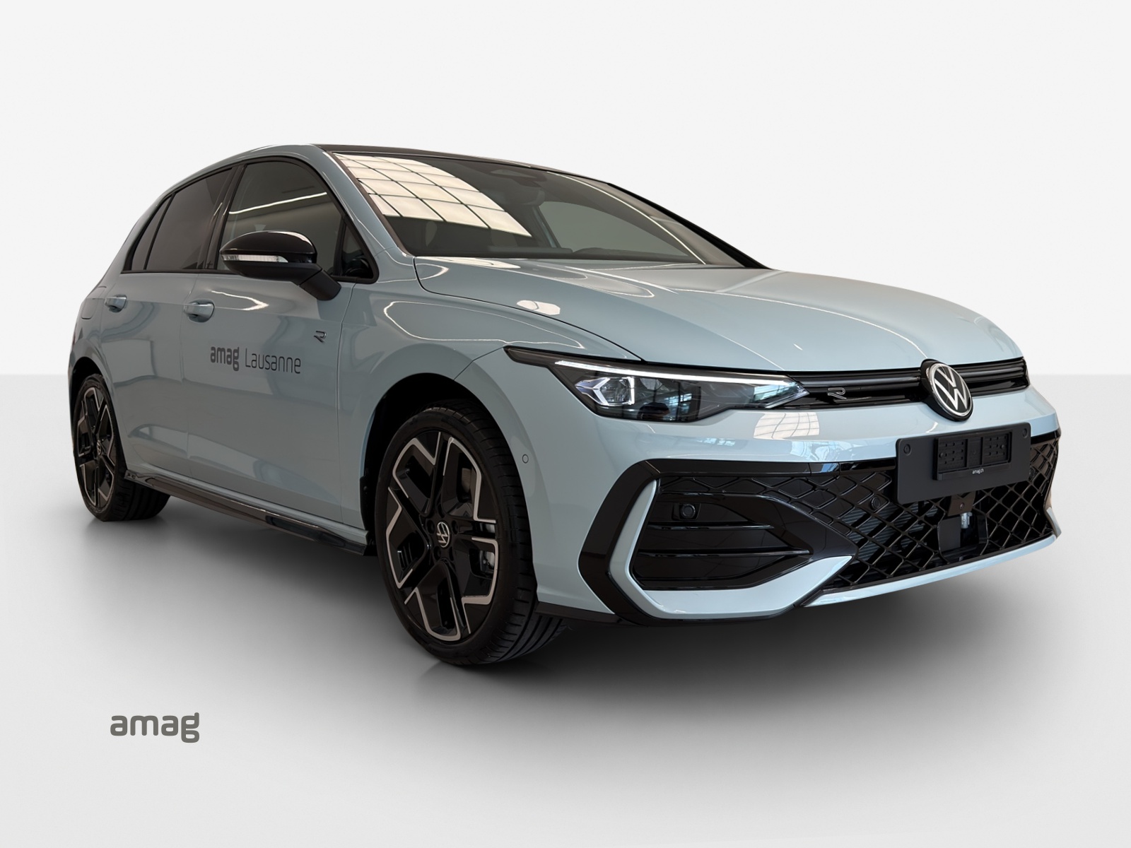 VW Golf 1.5 e TSI mHEV R-Line DSG-image-5