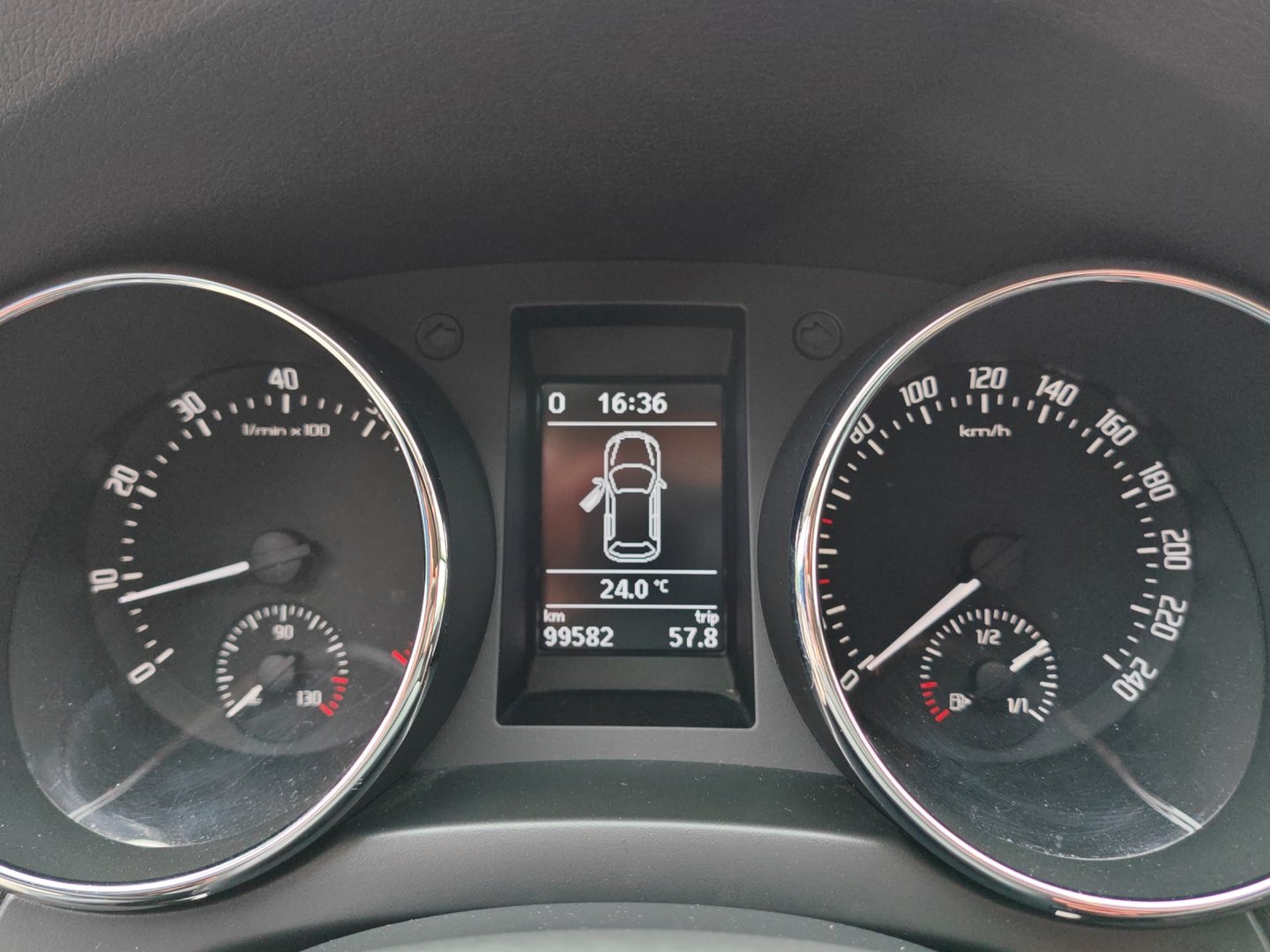 SKODA Yeti 1.4 TSI Ambition Outdoor 4x4 (Véhicule Suisse · Expertise du jour · GPS · DAB · 4x4)-image-20