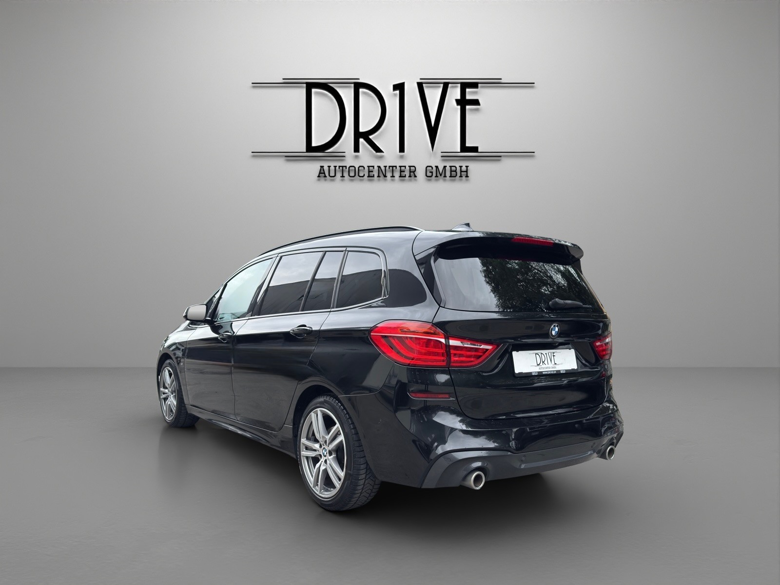 BMW 220i Gran Tourer Family Edition DKG *7 Platz*Alcantara*M-Paket*AHK uvm.*-image-6