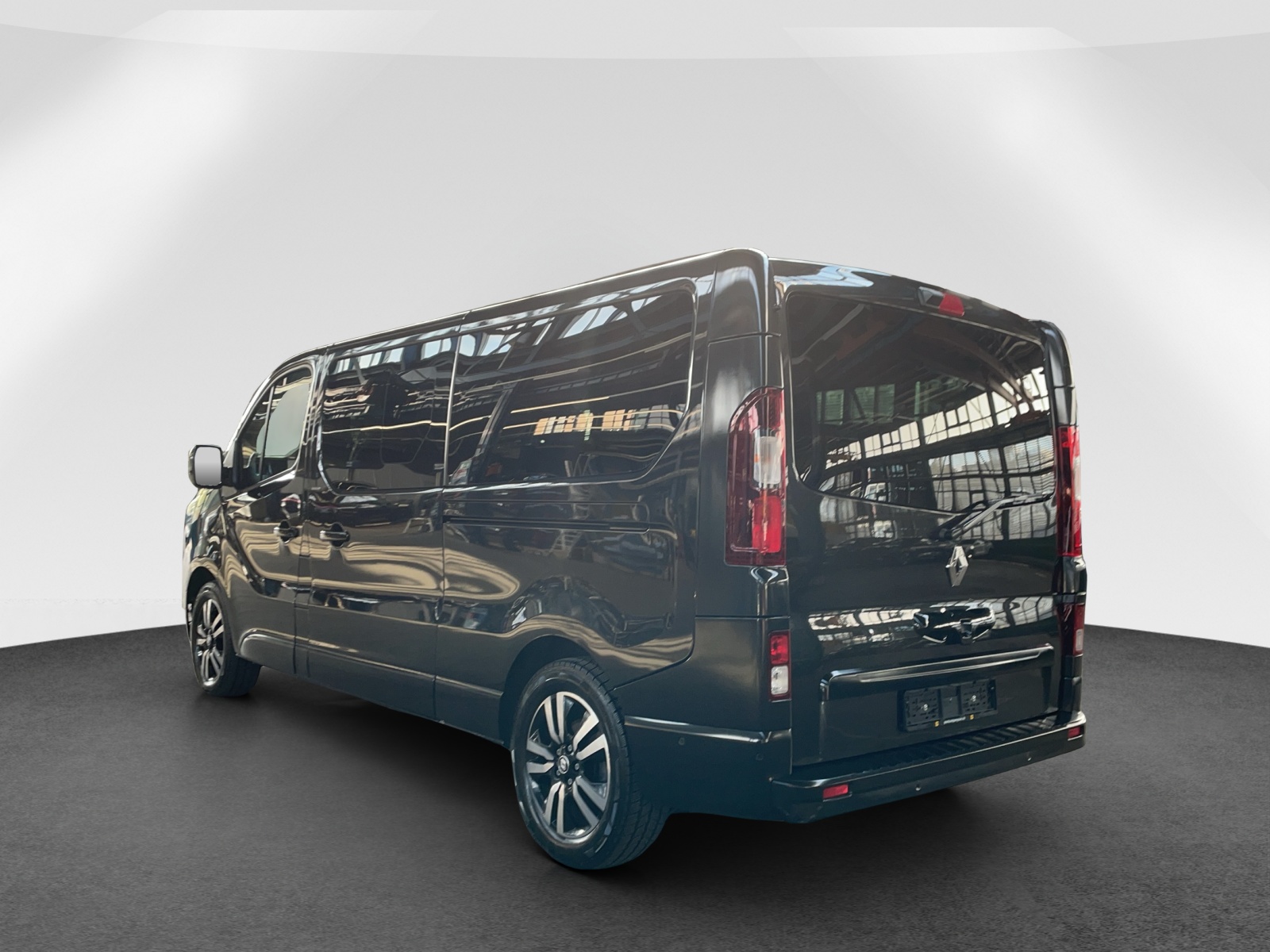 RENAULT Trafic Grand Spaceclass 2.0 dCi Blue 170-image-4