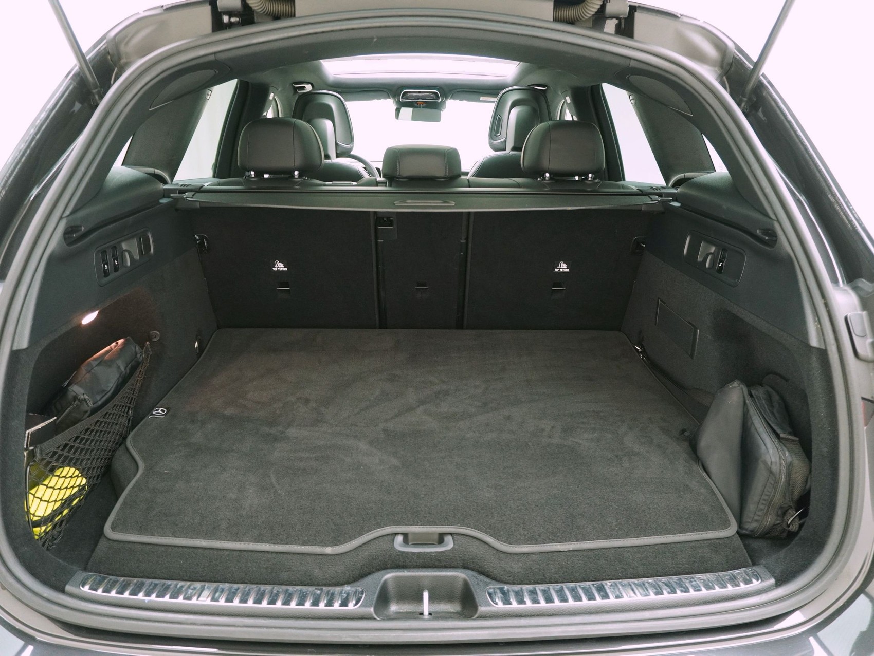MERCEDES-BENZ GLC-Klasse GLC 400 e AMG Line 4matic-image-15