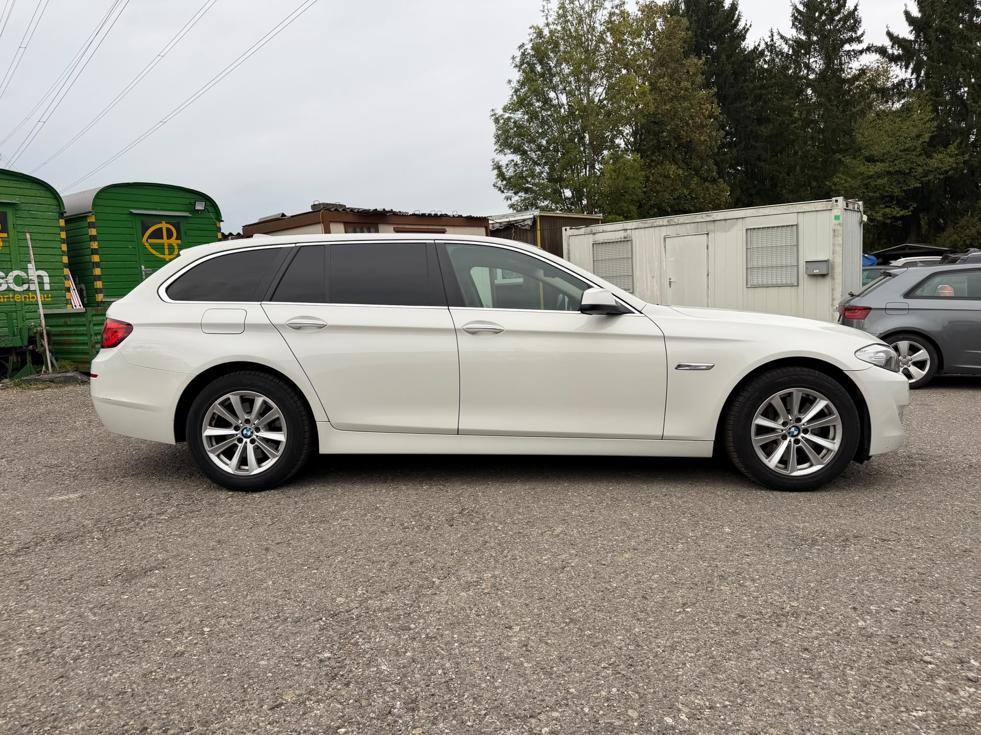 BMW 528i xDrive Touring Steptronic-image-6