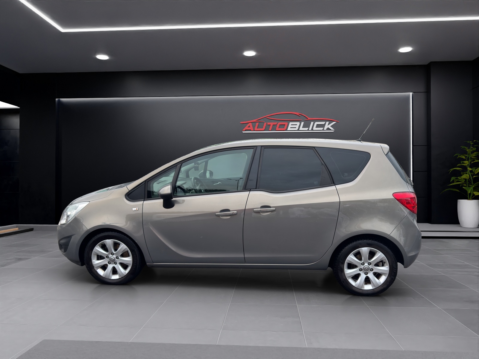OPEL Meriva 1.7 CDTi Cosmo Automatic-image-4