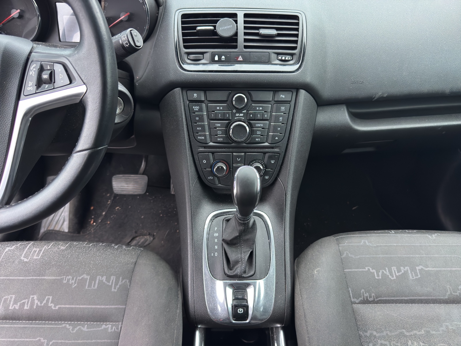 OPEL Meriva 1.7 CDTi Cosmo Automatic-image-10