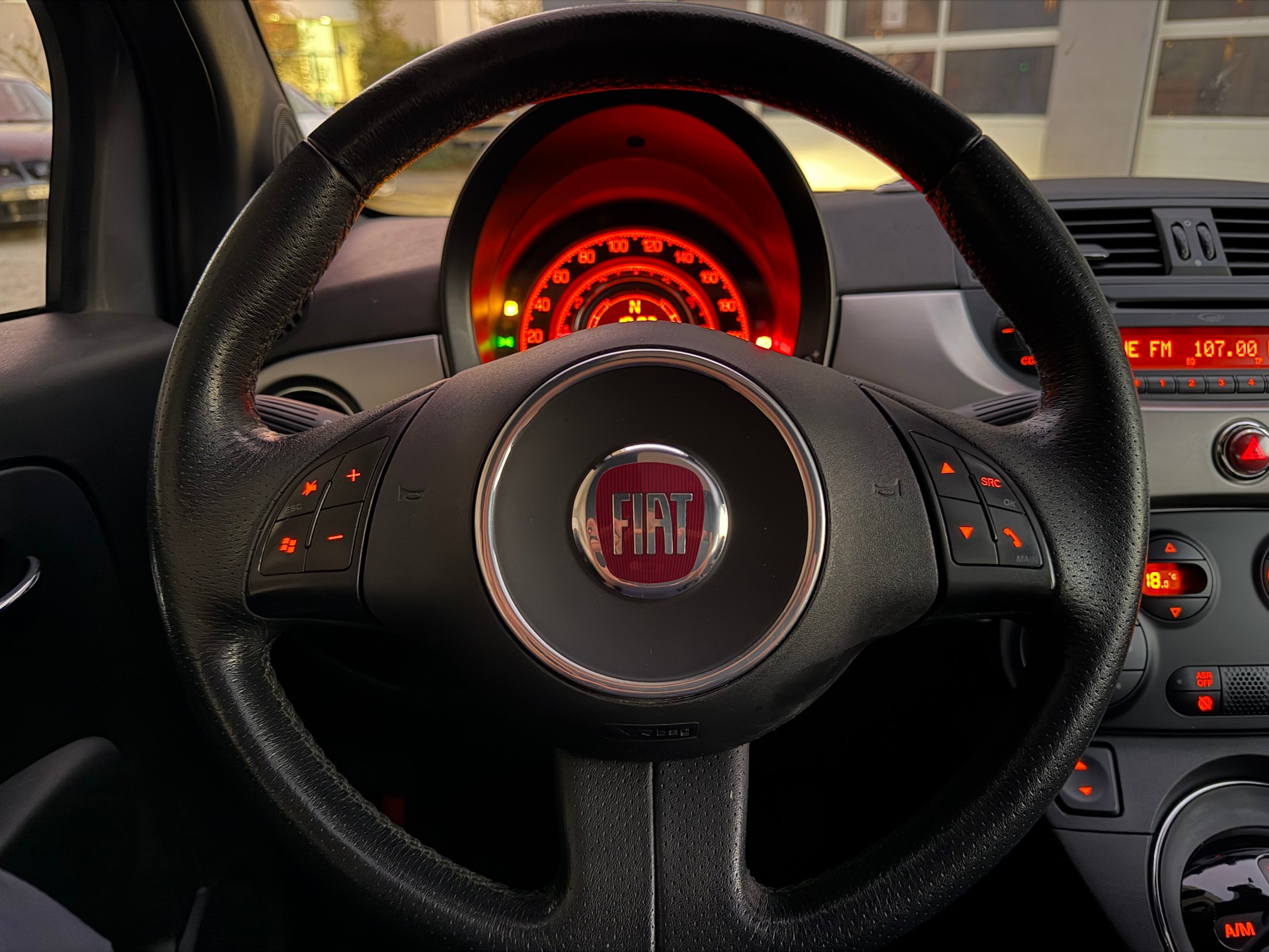 FIAT 500 0.9 Twinair Turbo Lounge Dualogic-image-9