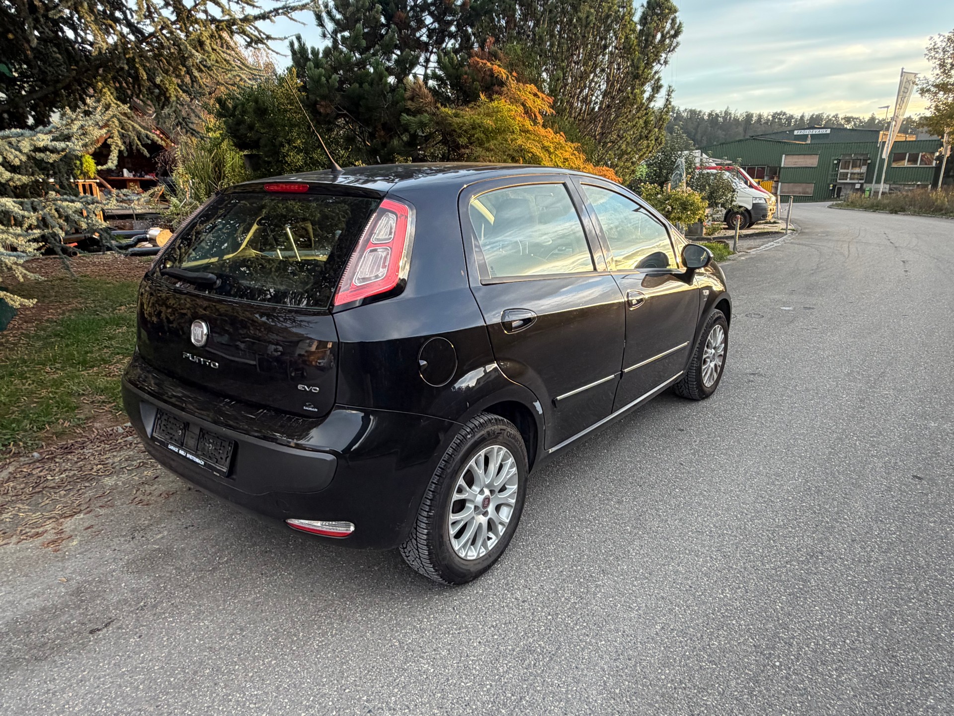 FIAT Punto 1.4 16V Emotion-image-2