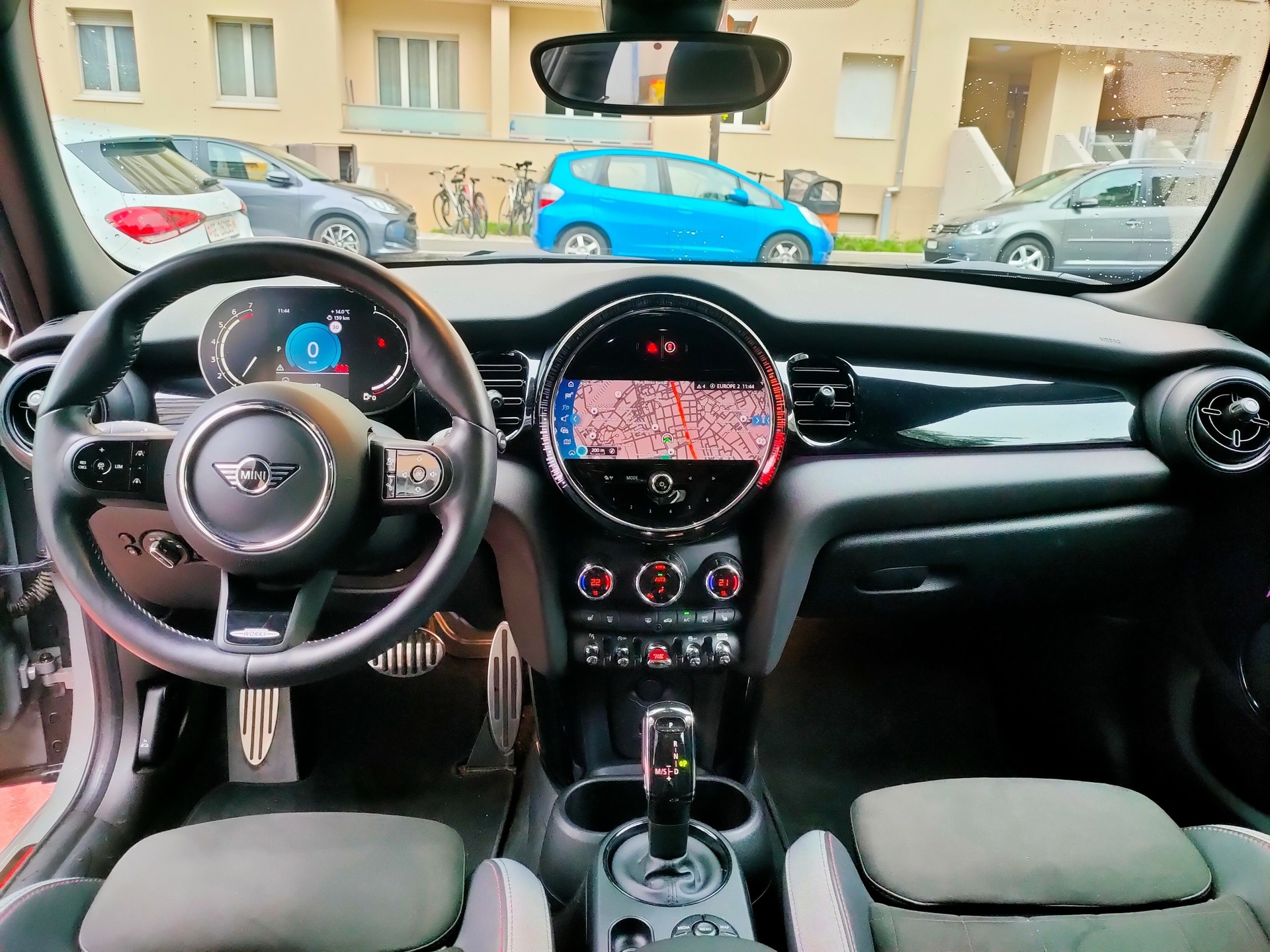 MINI Cooper Steptronic DKG-image-6