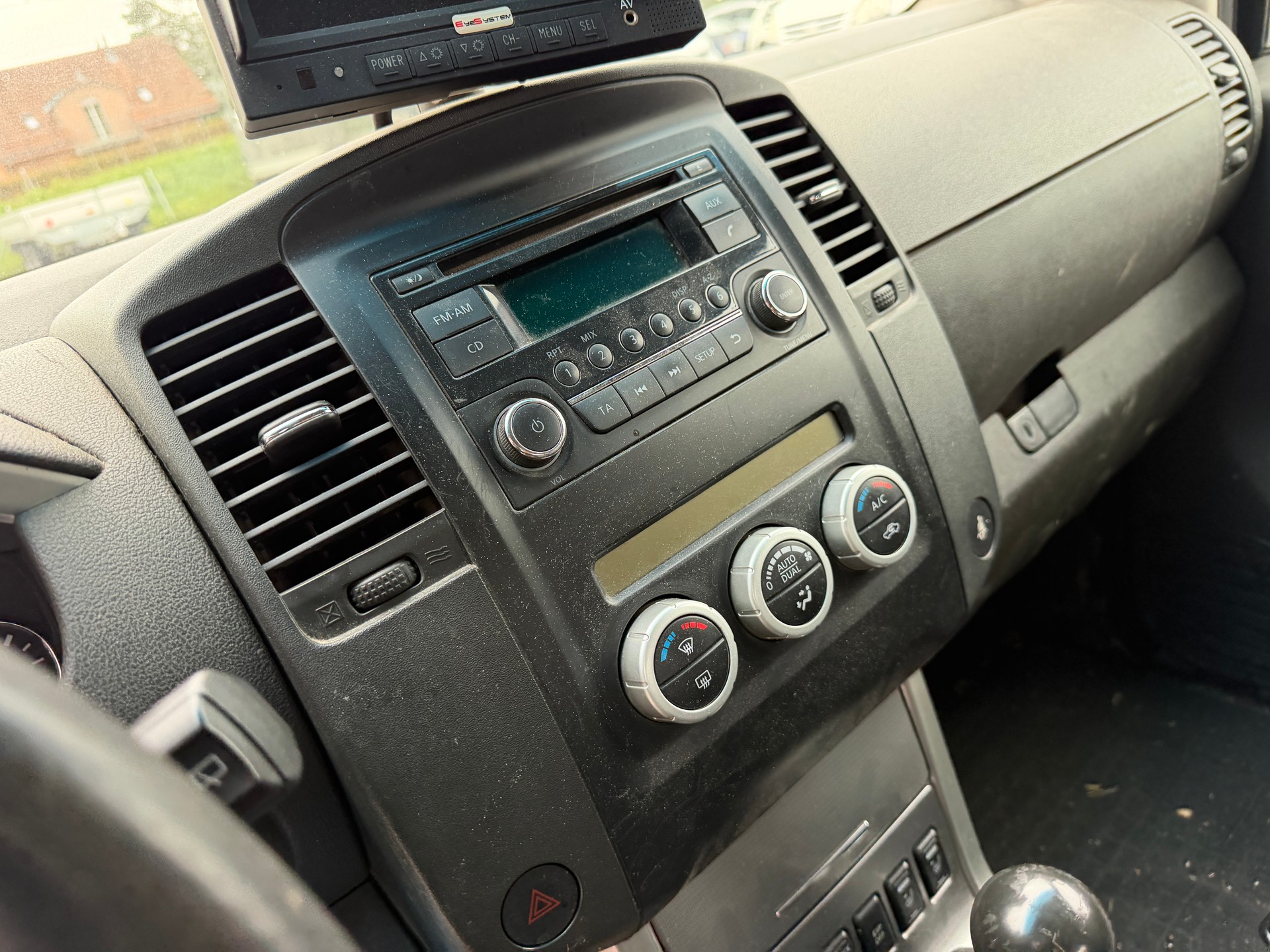 NISSAN Pathfinder 2.5 dCi XE-image-6