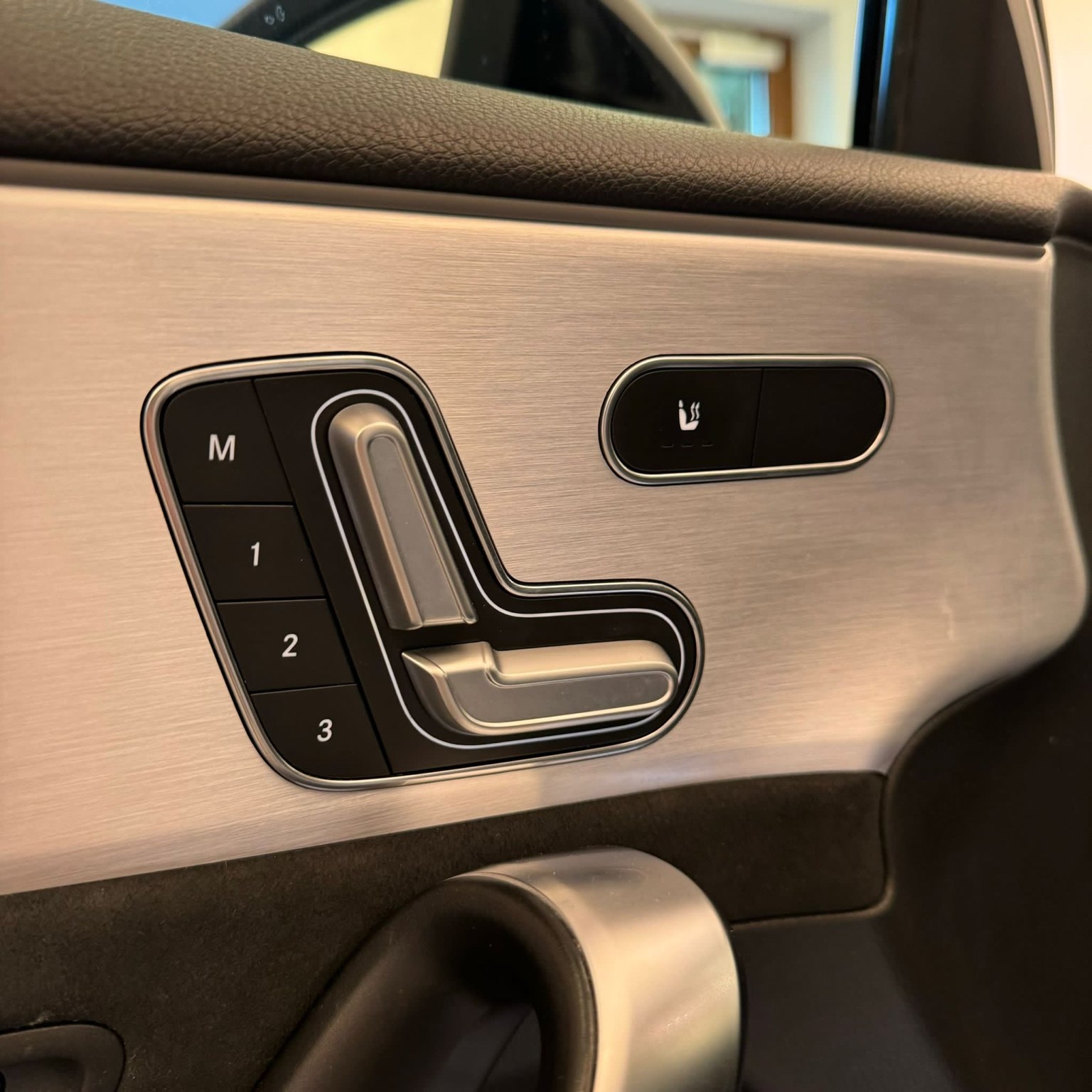 MERCEDES-BENZ A 35 AMG 4Matic Spoiler Packet-image-12
