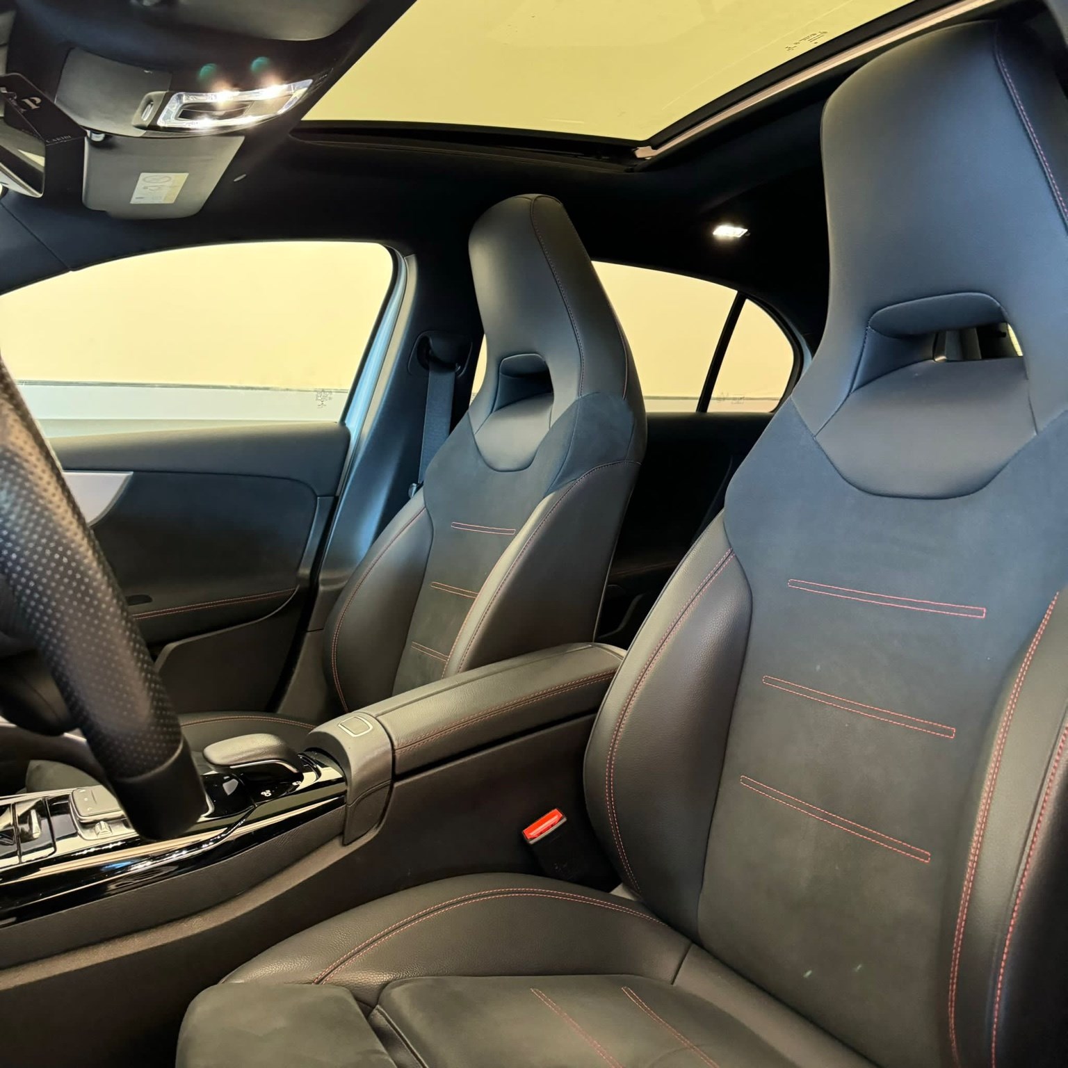 MERCEDES-BENZ A 35 AMG 4Matic Spoiler Packet-image-8