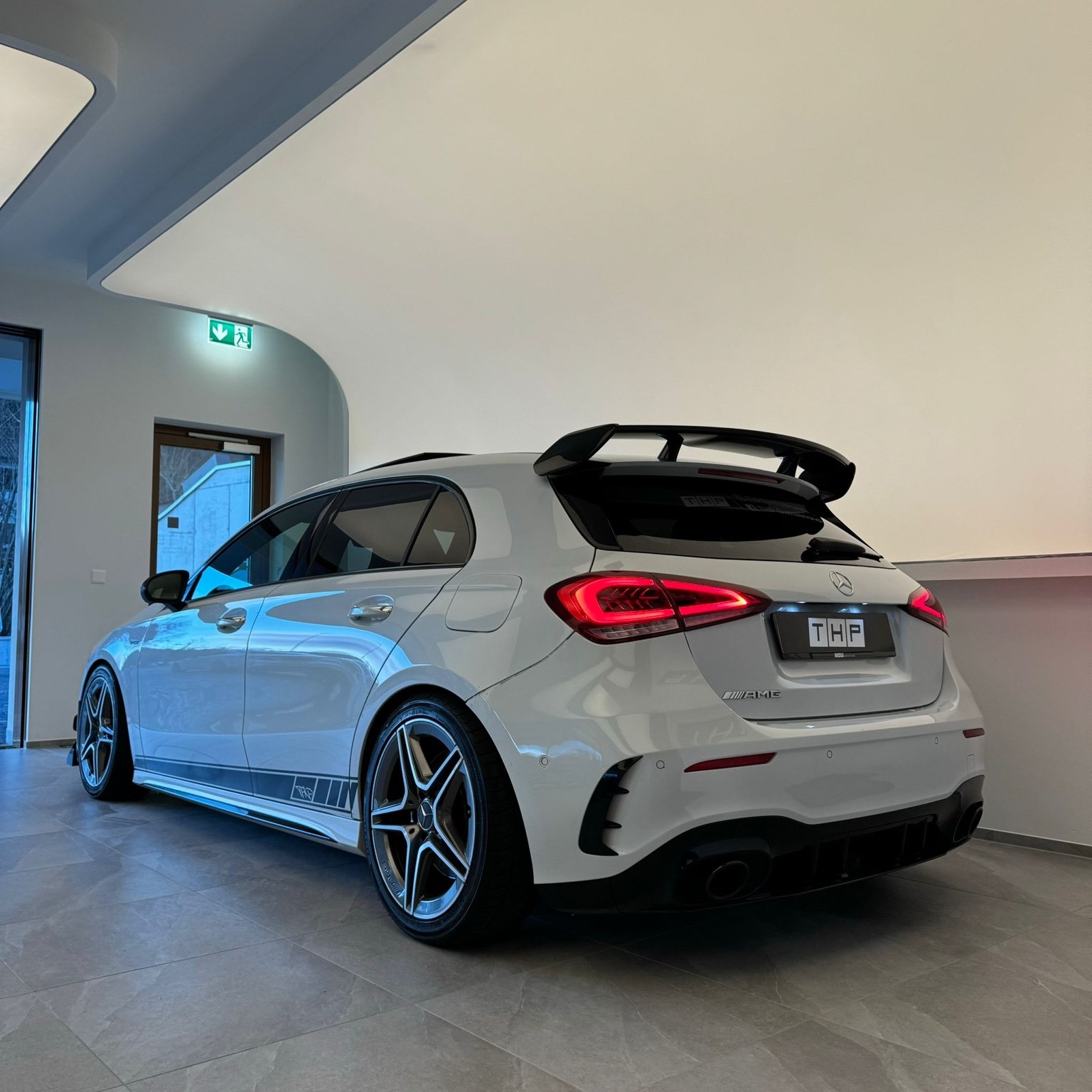 MERCEDES-BENZ A 35 AMG 4Matic Spoiler Packet-image-5