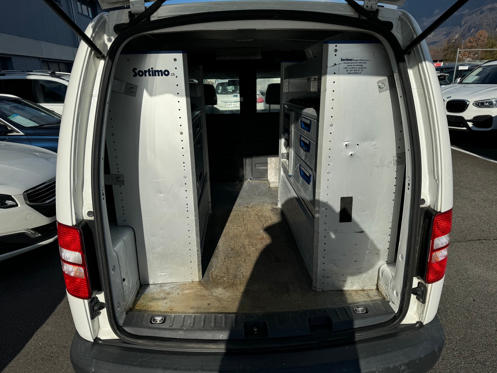 VW Caddy Maxi 2.0 EcoFuel-image-6
