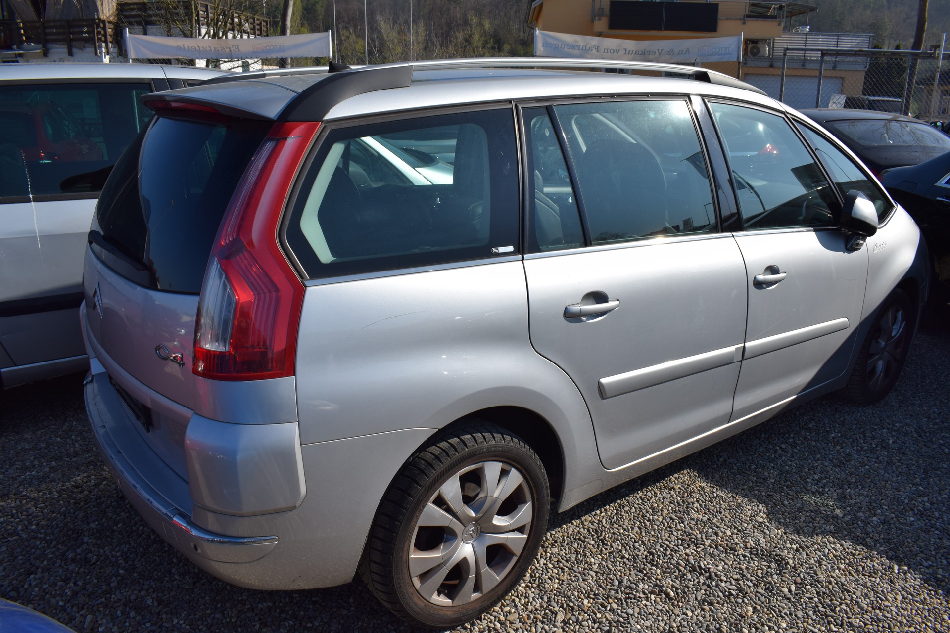 CITROEN Grand C4 Picasso 2.0i 16V Exclusive-image-3
