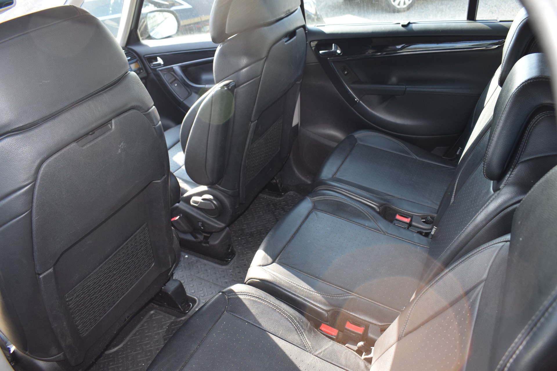 CITROEN Grand C4 Picasso 2.0i 16V Exclusive-image-6