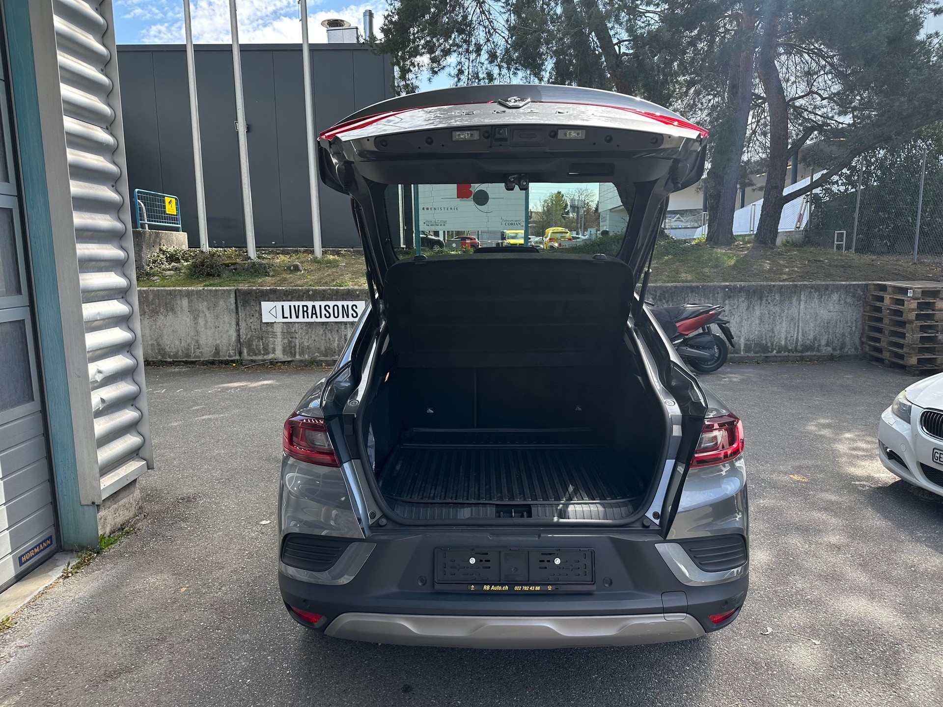 RENAULT Arkana 1.3 TCe Techno EDC-image-4