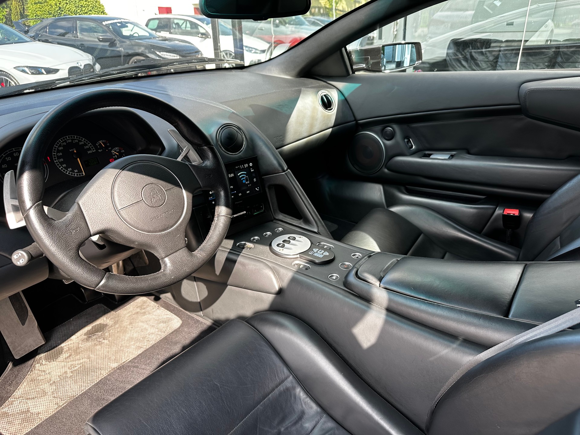 LAMBORGHINI Murciélago 6.2 Coupé-image-8
