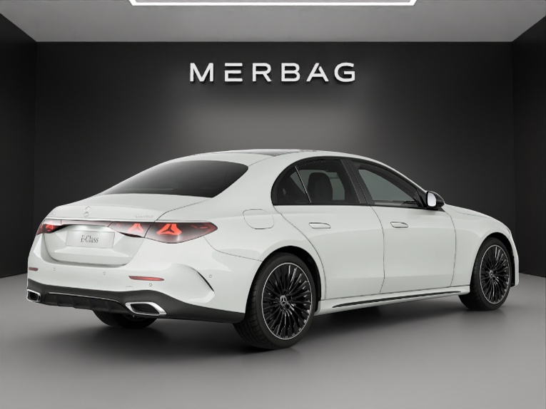 MERCEDES-BENZ E 220 d 4Matic 9G-Tronic-image-4