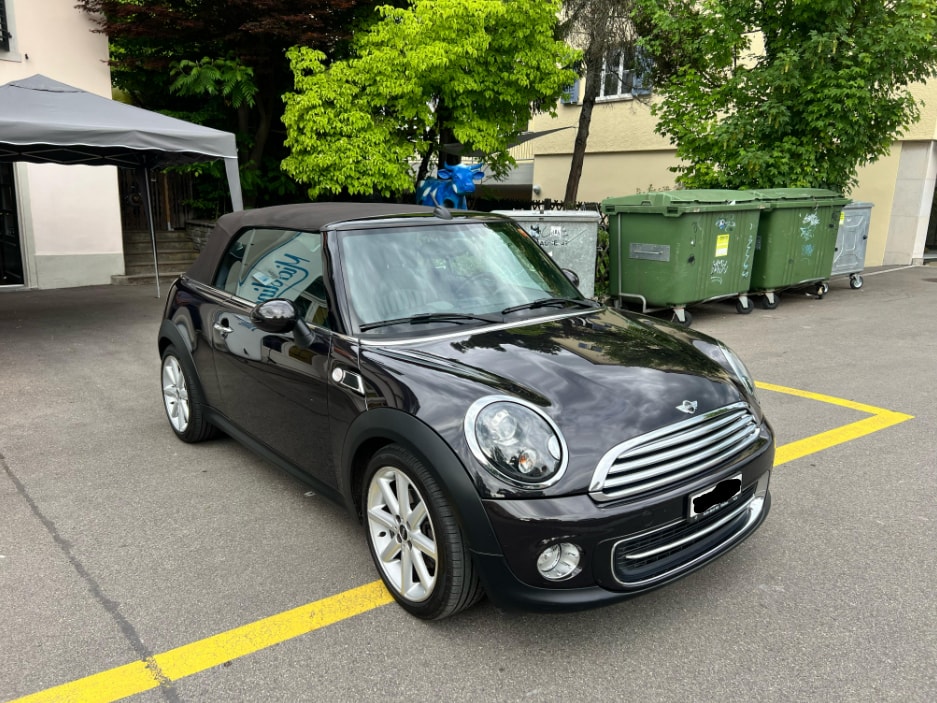 MINI Cooper Cabriolet-image-0
