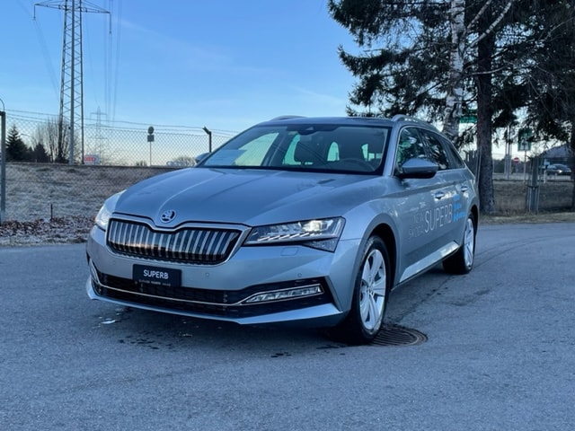 SKODA Superb Combi 1.4 TSI PHEV Style DSG-image-0