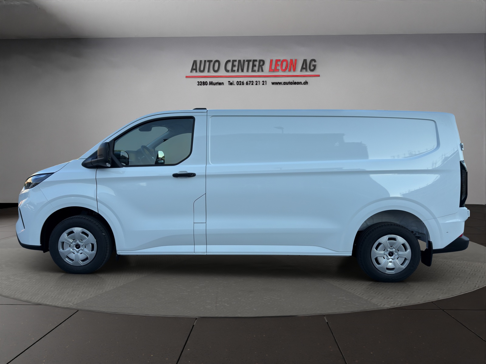 FORD Transit Custom Van 300 L2H1 Trend-image-2