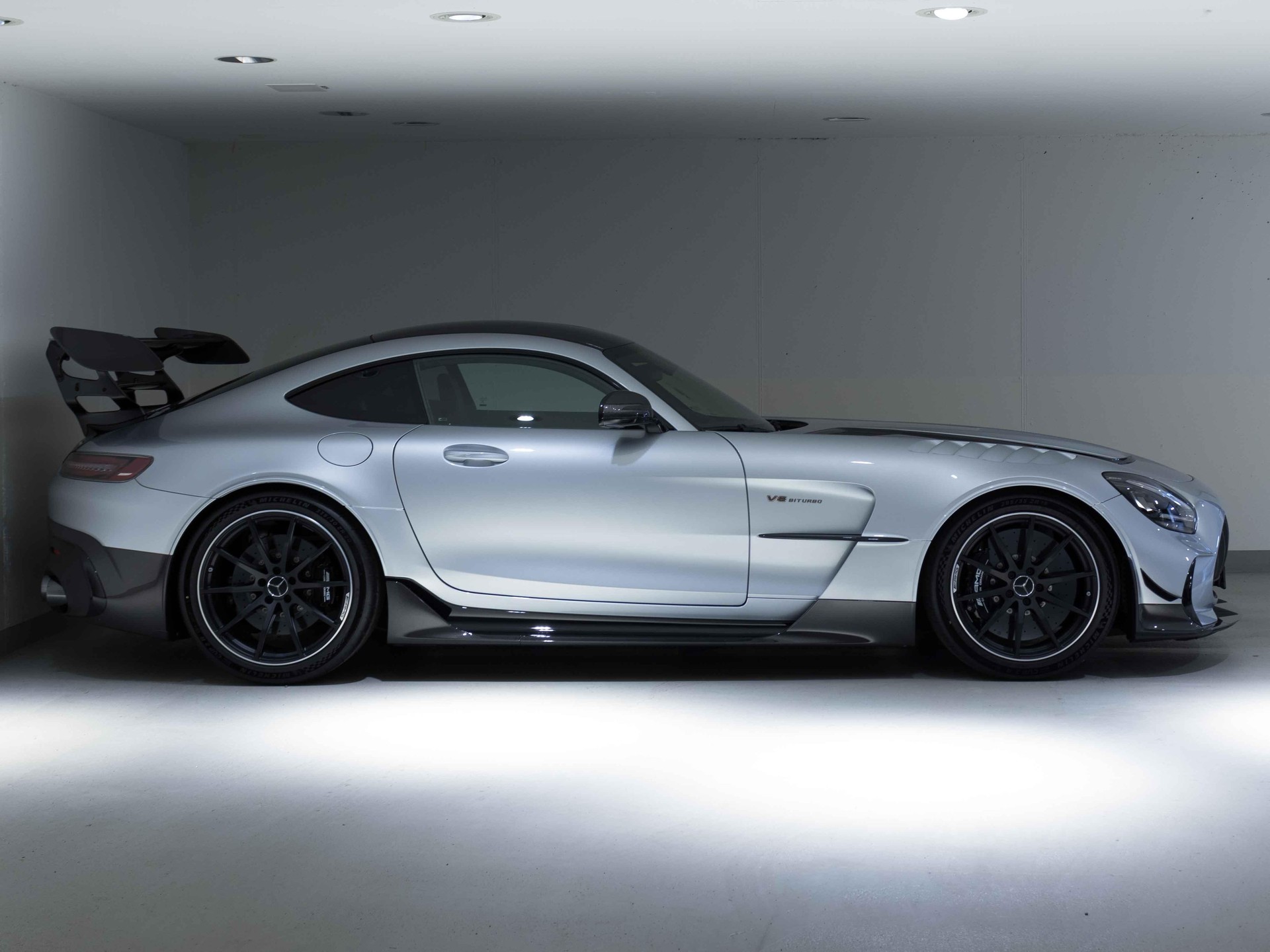 MERCEDES-BENZ AMG GT Black Series-image-1