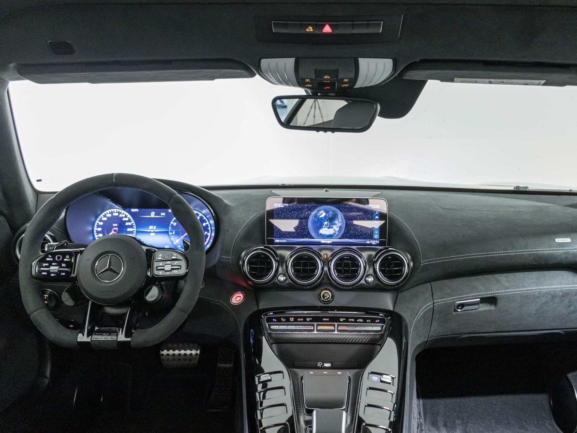 MERCEDES-BENZ AMG GT Black Series-image-9