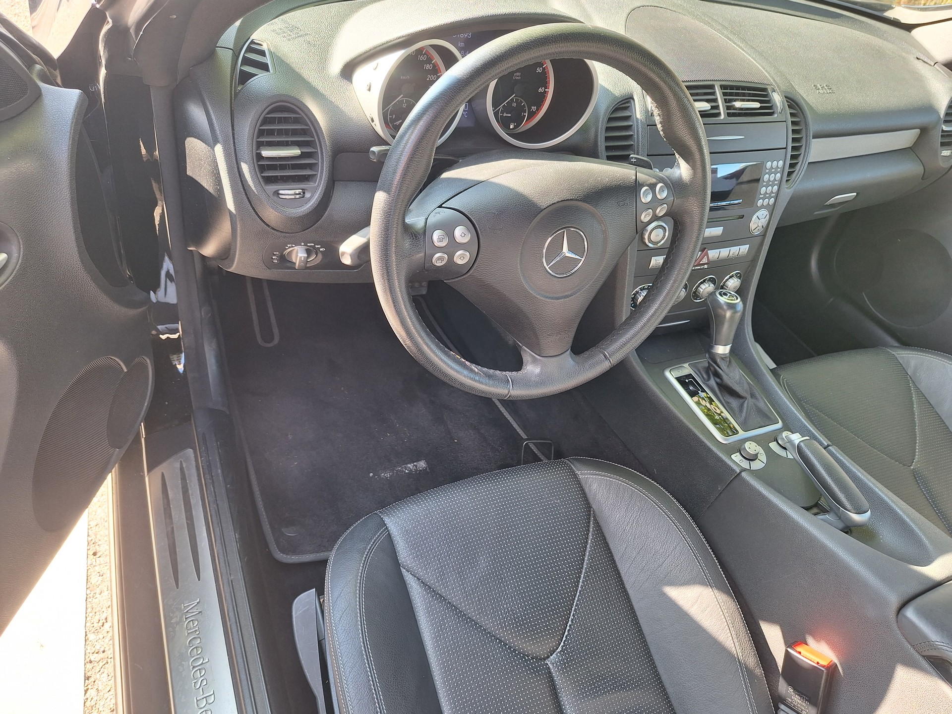 MERCEDES-BENZ SLK 200 Kompressor-image-3