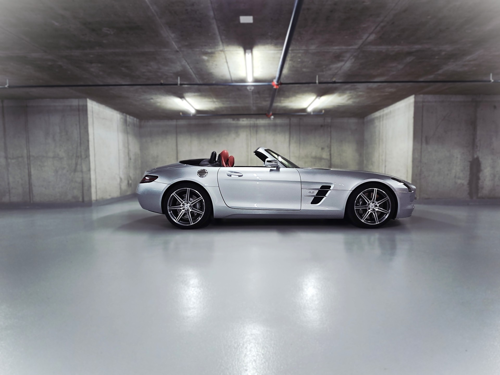 MERCEDES-BENZ SLS 63 AMG Speedshift-image-8
