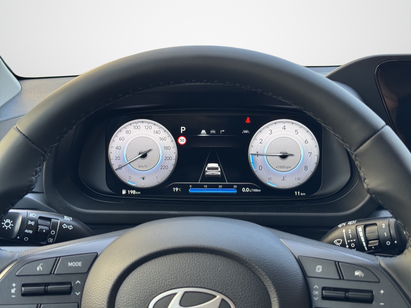 HYUNDAI i20 1.0 T-GDi Origo-image-7