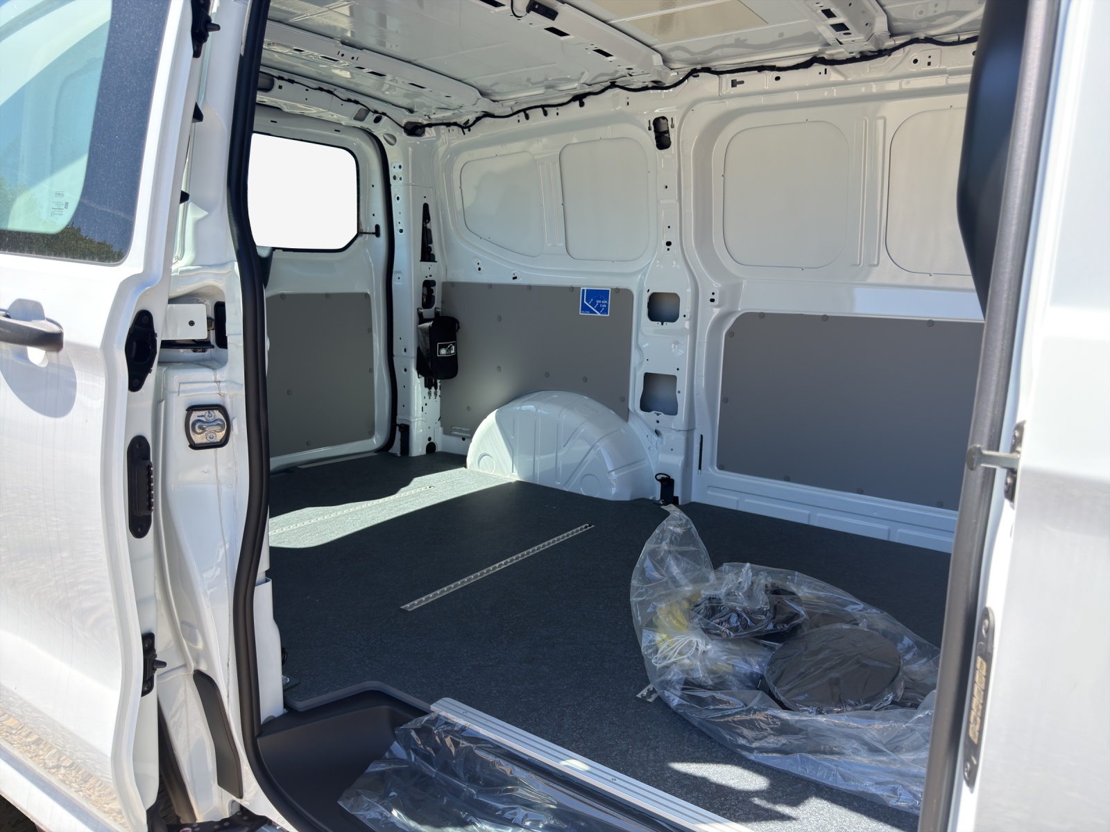VW e-Transporter 70 kWh-image-11