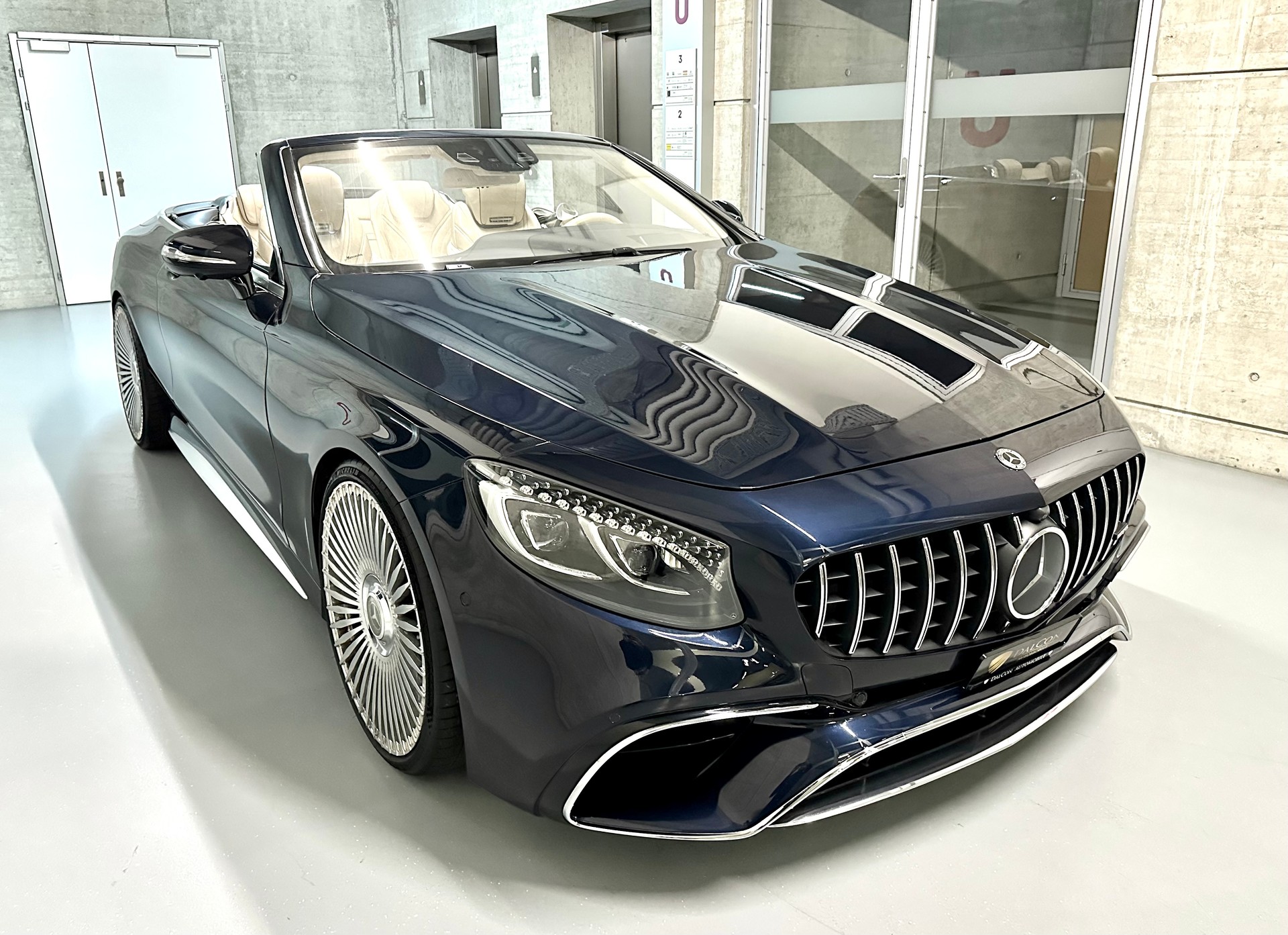 MERCEDES-BENZ S 63 AMG Cabriolet 4Matic Speedshift MCT-image-6
