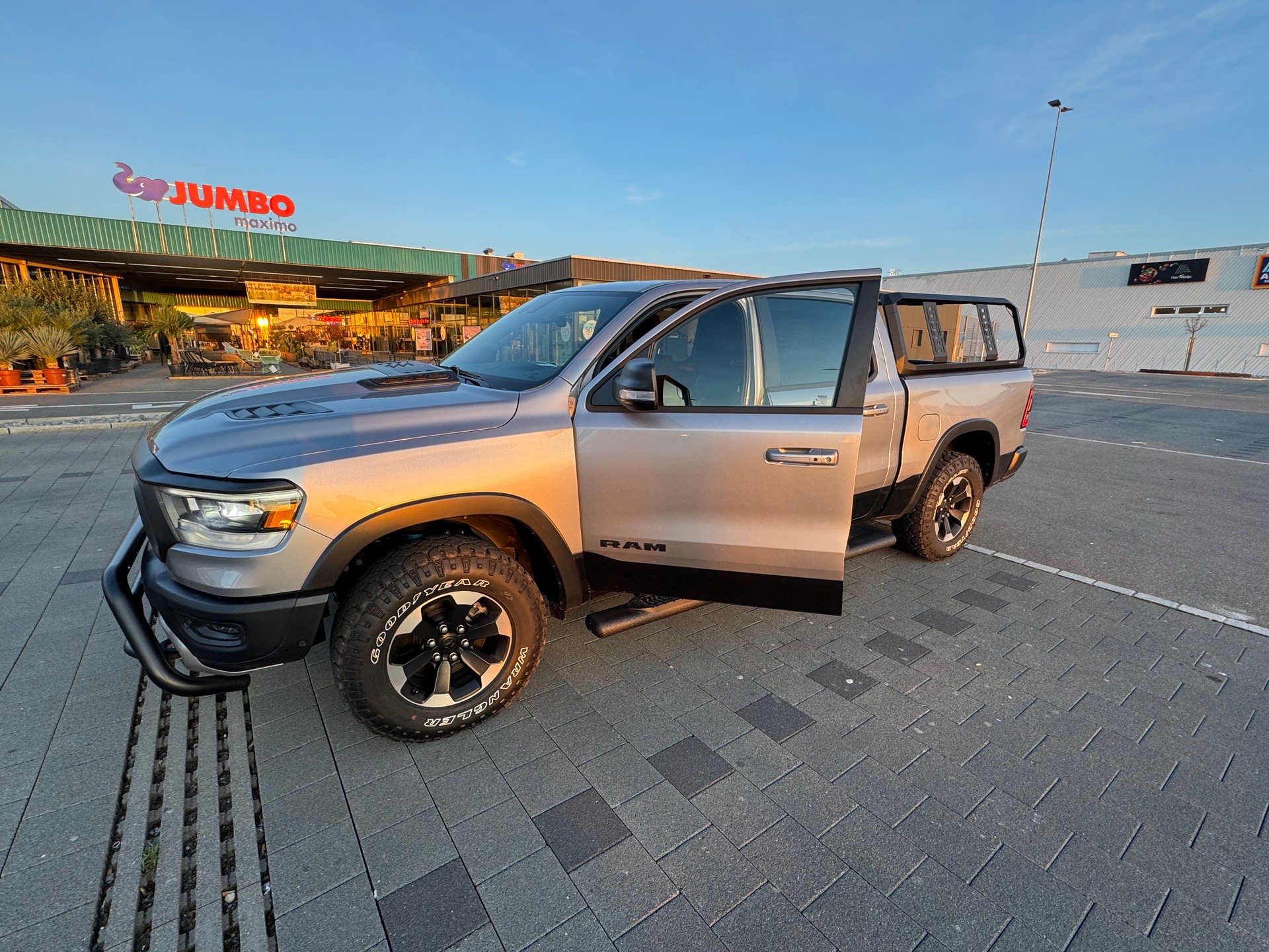 DODGE RAM Rebel 1500 DT, V8 HEMI, eTorque-image-1