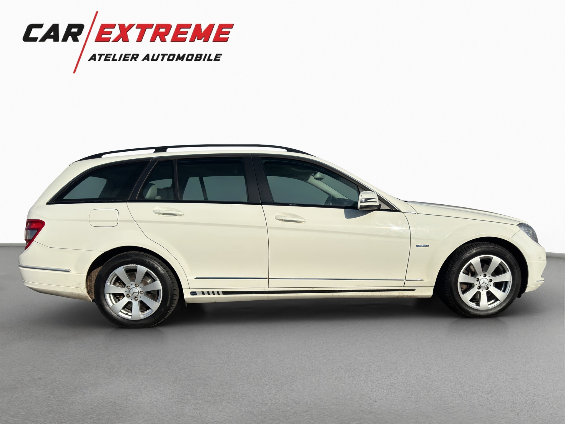 MERCEDES-BENZ C 200 CGI BlueEfficiency My Star Automatic-image-3