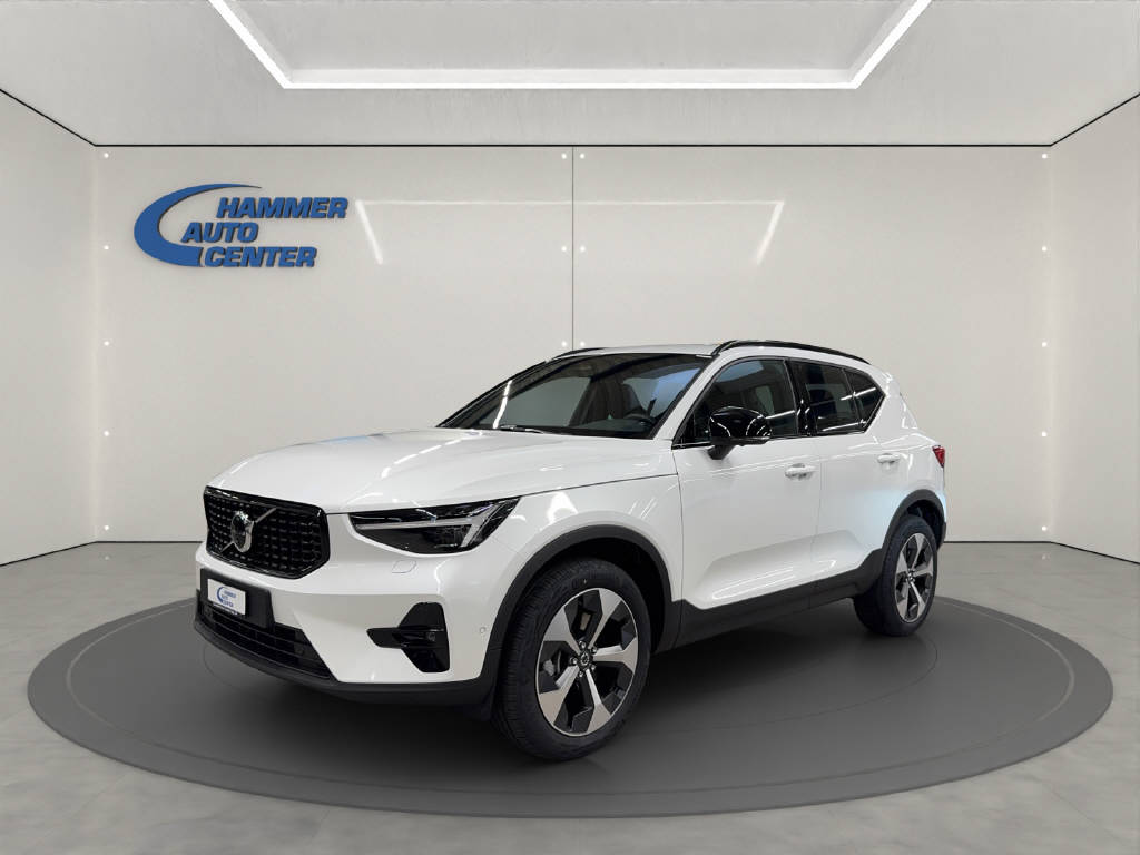 VOLVO XC40 2.0 B4 MH Ultra Dark-image-0