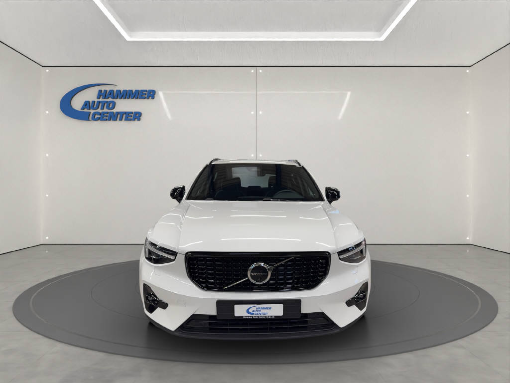 VOLVO XC40 2.0 B4 MH Ultra Dark-image-6