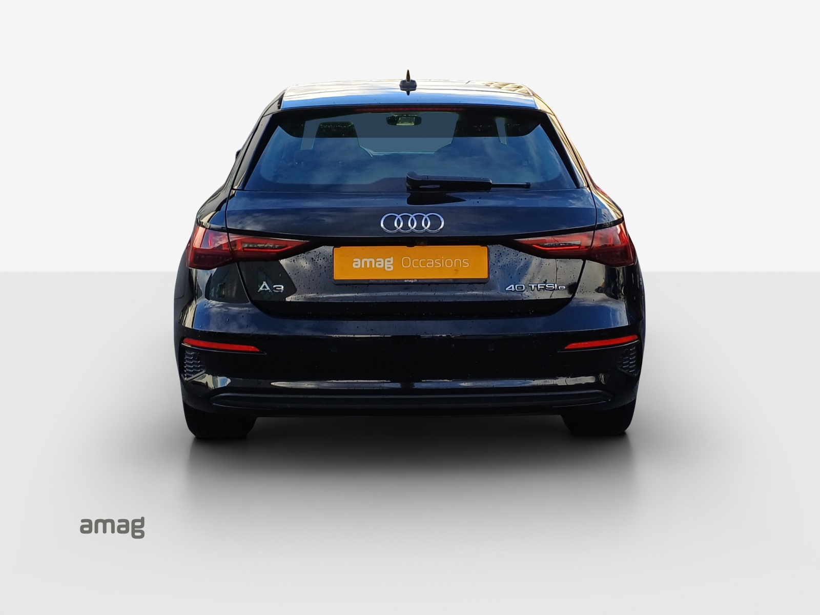 AUDI A3 Sportback 40 TFSI e Attraction S-tronic-image-3