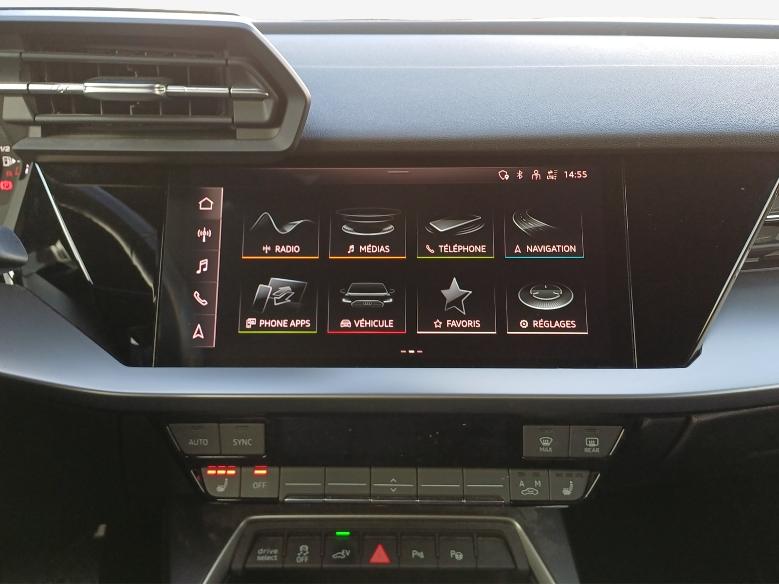 AUDI A3 Sportback 40 TFSI e Attraction S-tronic-image-10
