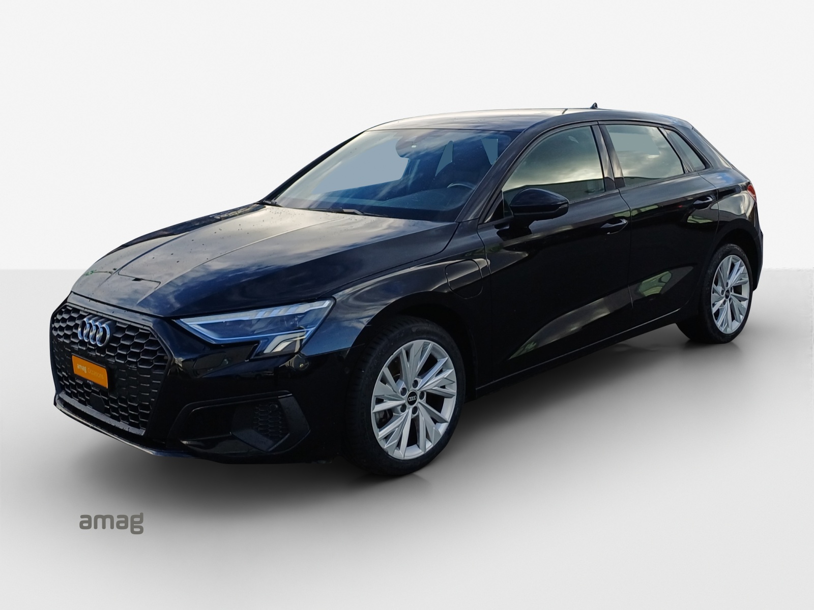AUDI A3 Sportback 40 TFSI e Attraction S-tronic-image-0