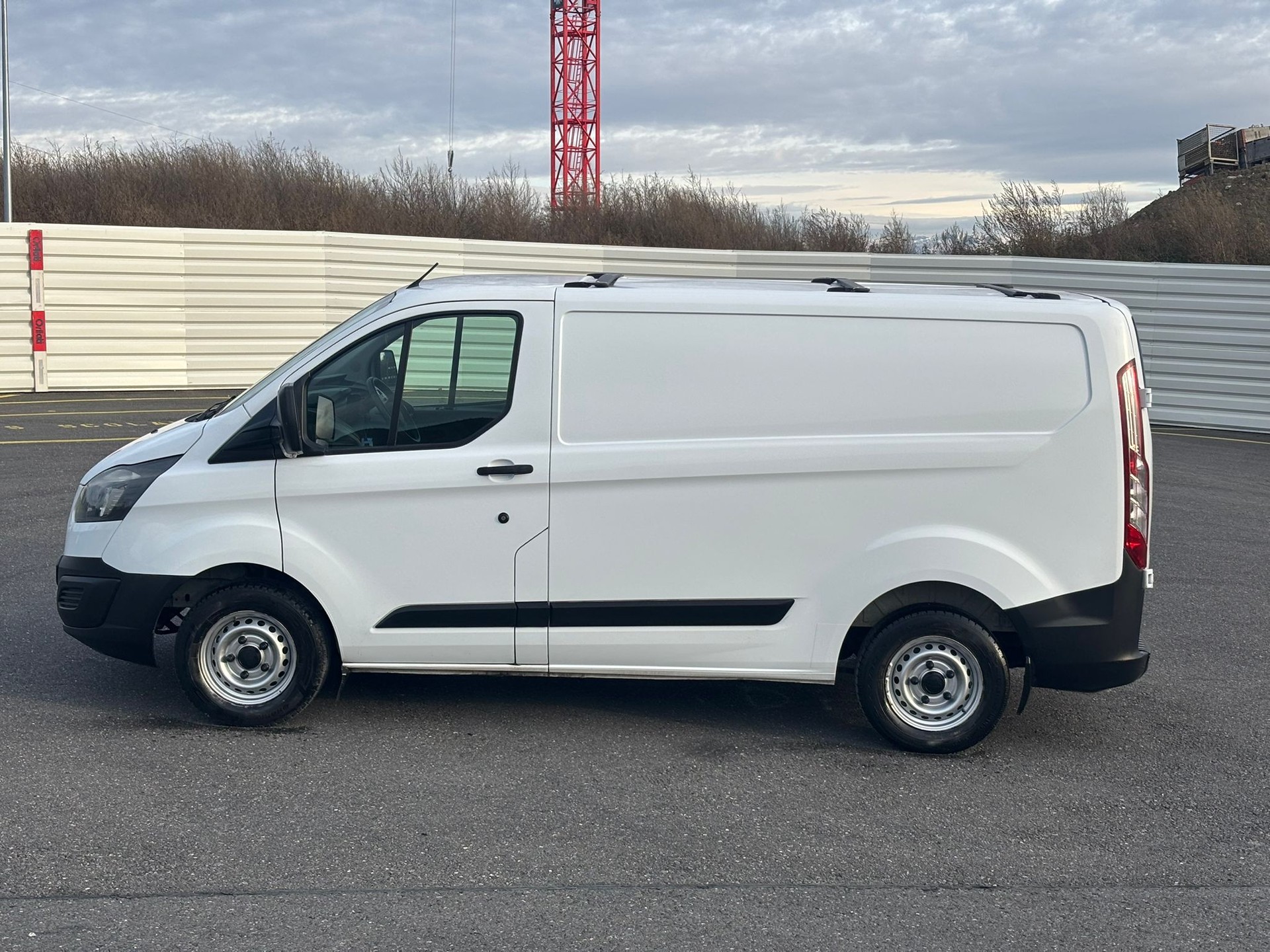 FORD Transit Custom Van 250 L1H1 Startup-image-19
