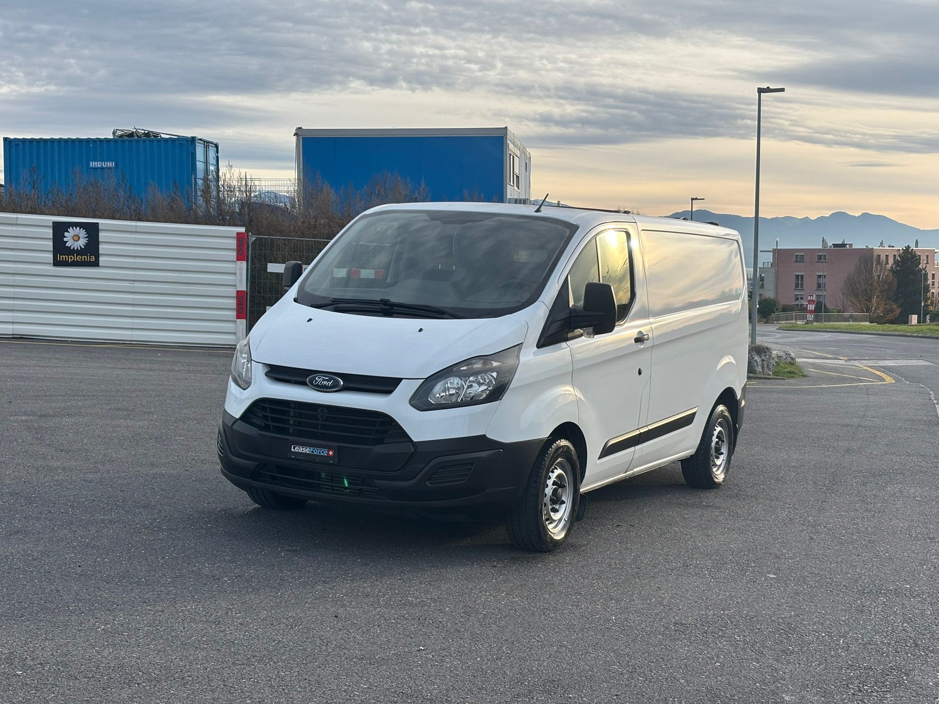 FORD Transit Custom Van 250 L1H1 Startup-image-21