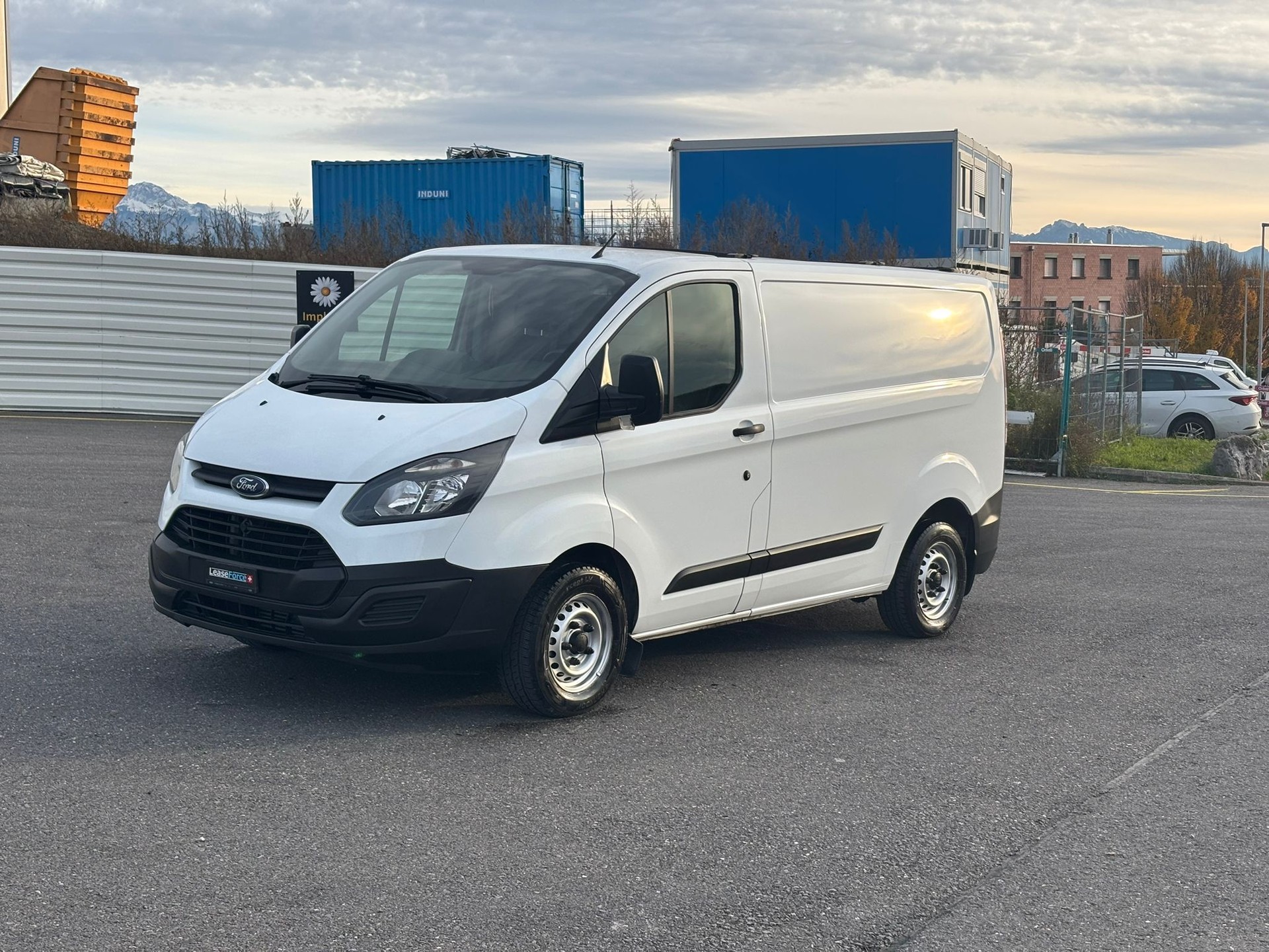 FORD Transit Custom Van 250 L1H1 Startup-image-0