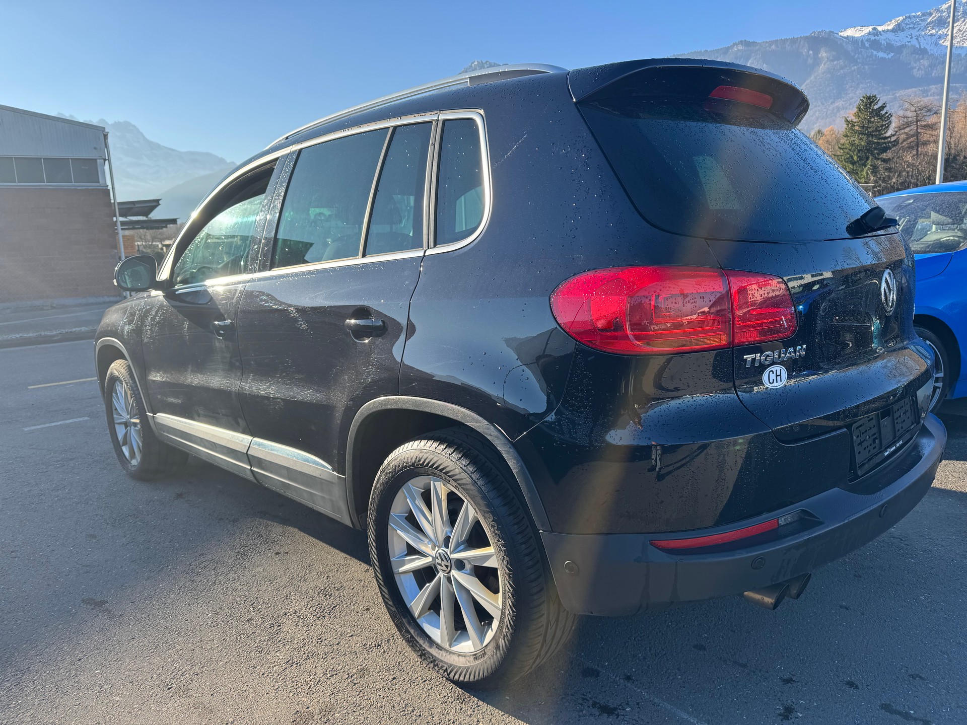 VW Tiguan 2.0 TDI BlueMotion Sport&Style 4Motion DSG-image-5