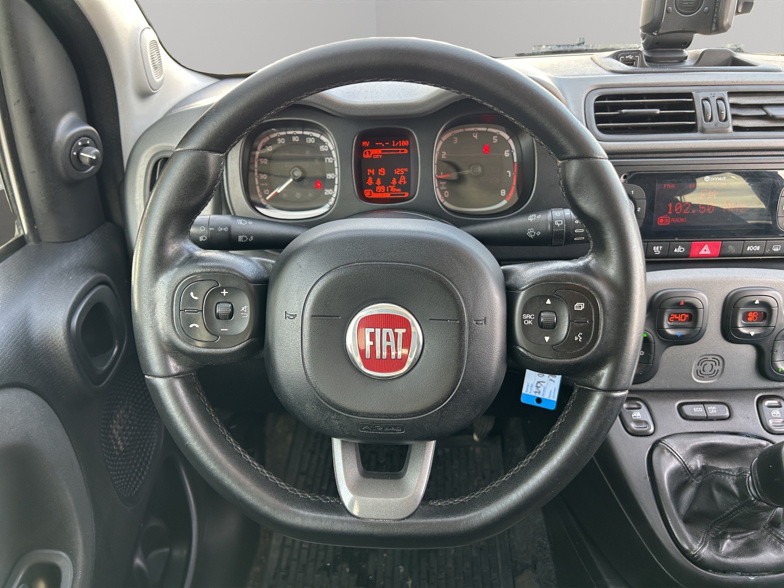 FIAT Panda 0.9 Twinair Turbo Lounge-image-16