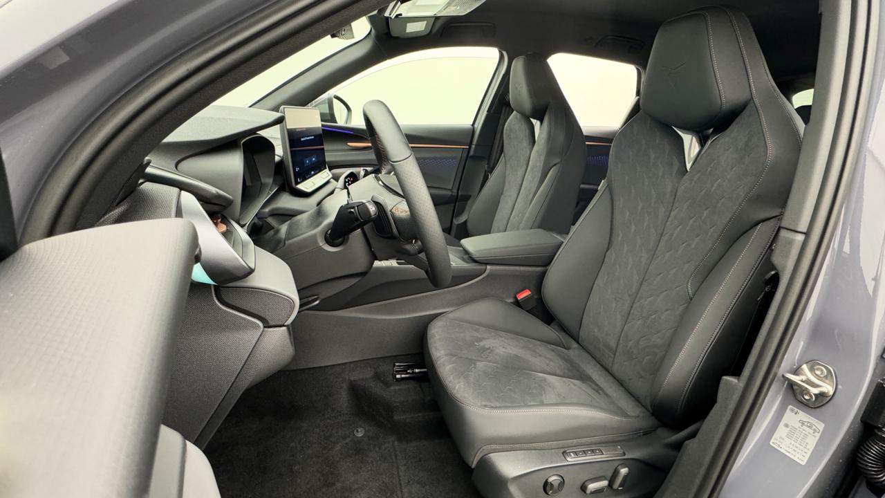 CUPRA Terramar 1.5 eHybrid DSG VZ-image-4