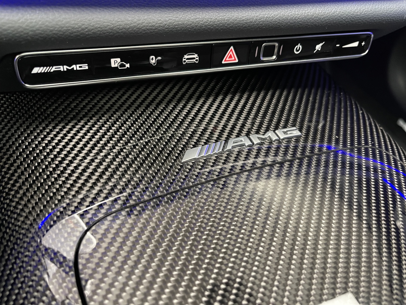 MERCEDES-BENZ E 53 Hybrid 4M+ 9G-Tronic-image-13