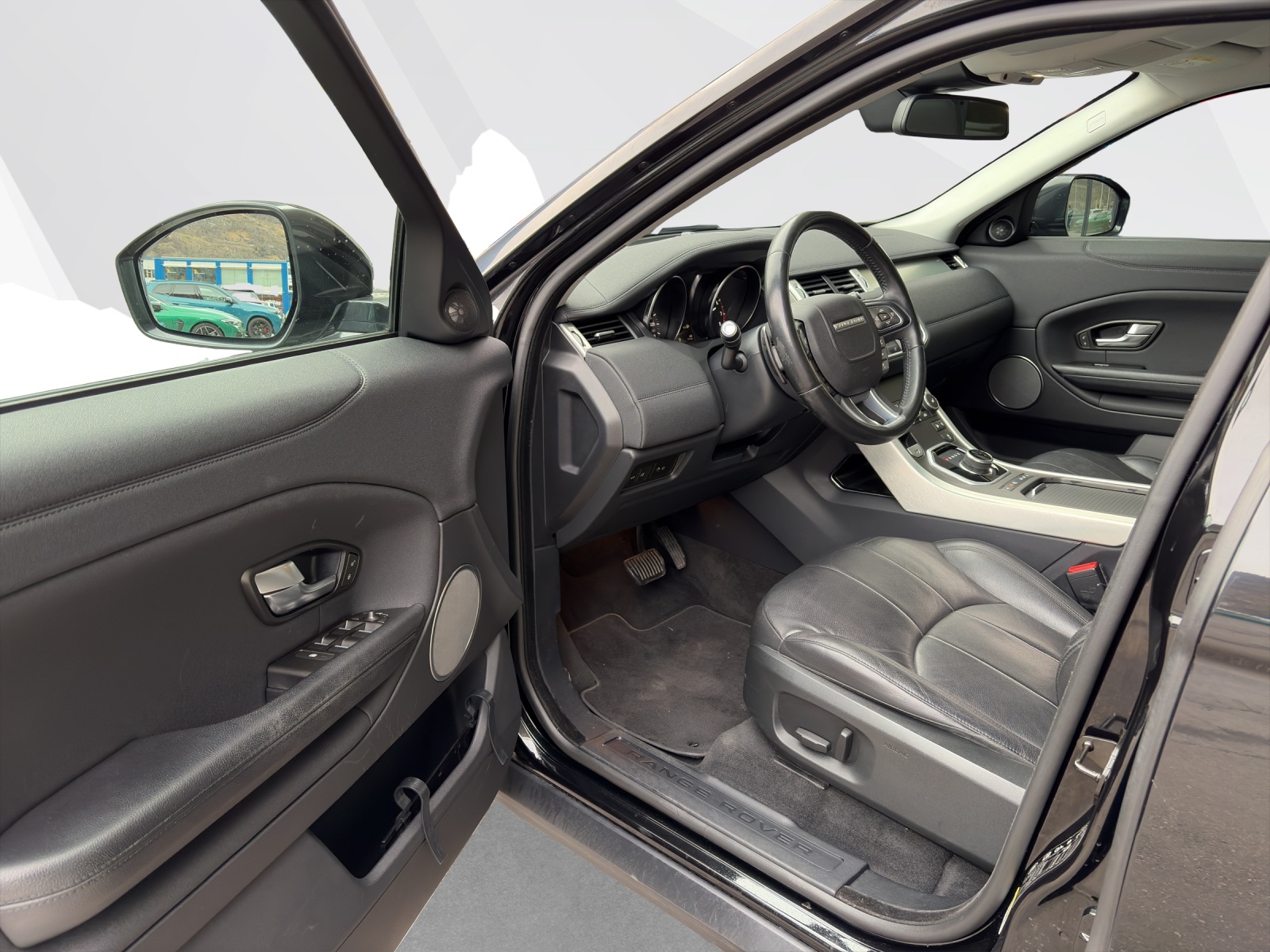 LAND ROVER Range Rover Evoque 2.0 Si4 SE-image-8
